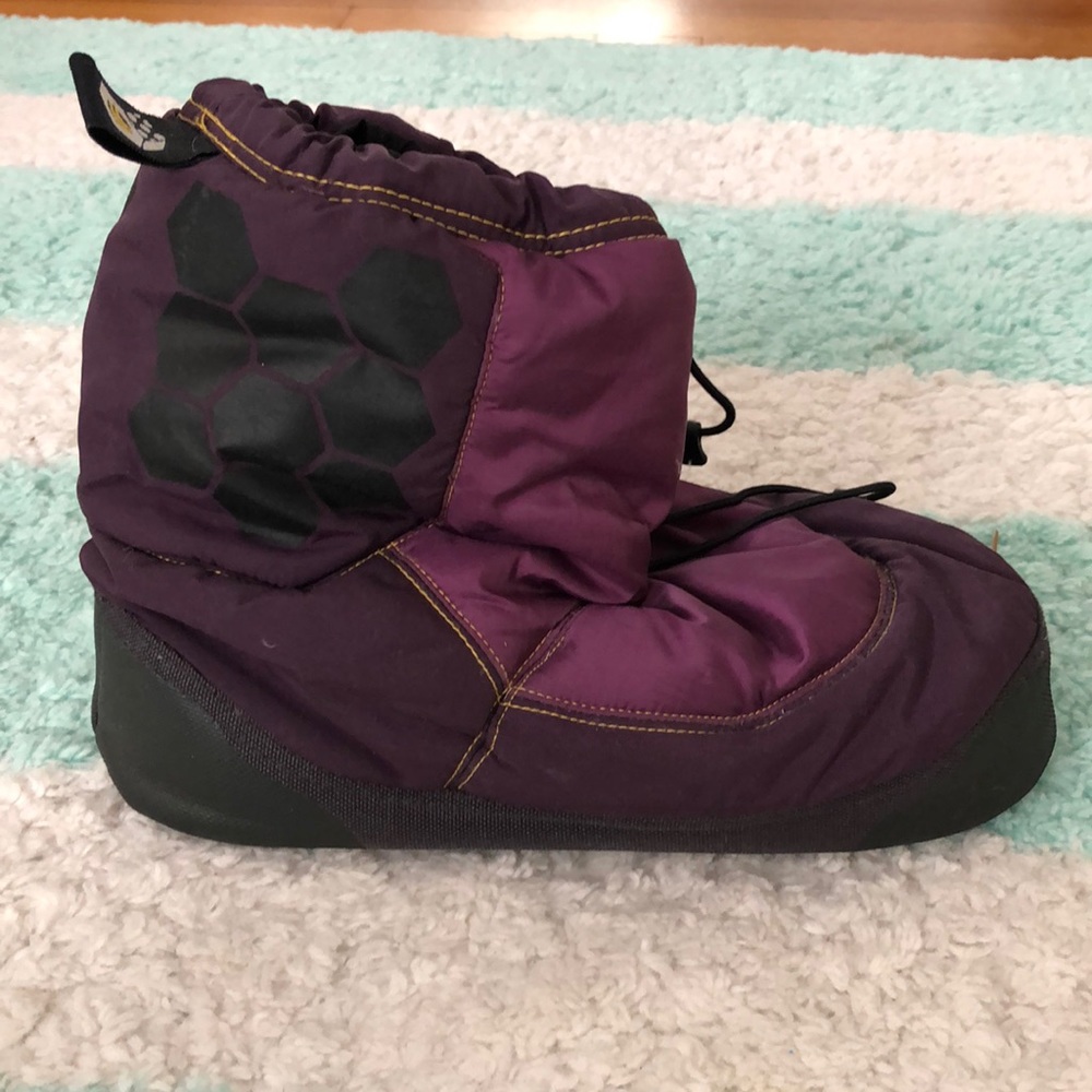Purple warm up boots
